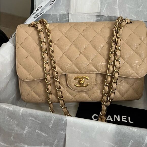 100% authentic CHANEL jumbo clair cream beige GHW - Picture 4 of 12